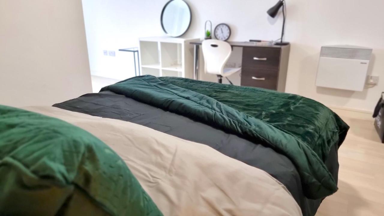 Spacious City Studio / Wifi / Parking Liverpool Dış mekan fotoğraf